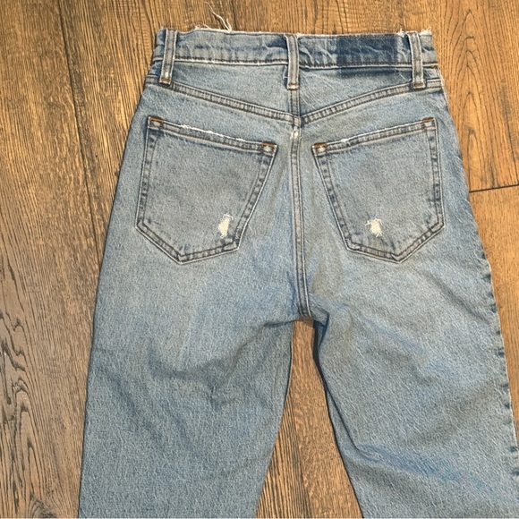 Abercrombie & Fitch The 90s Straight Ultra High Rise Jeans Size 24 S Vent Hem - Picture 6 of 16